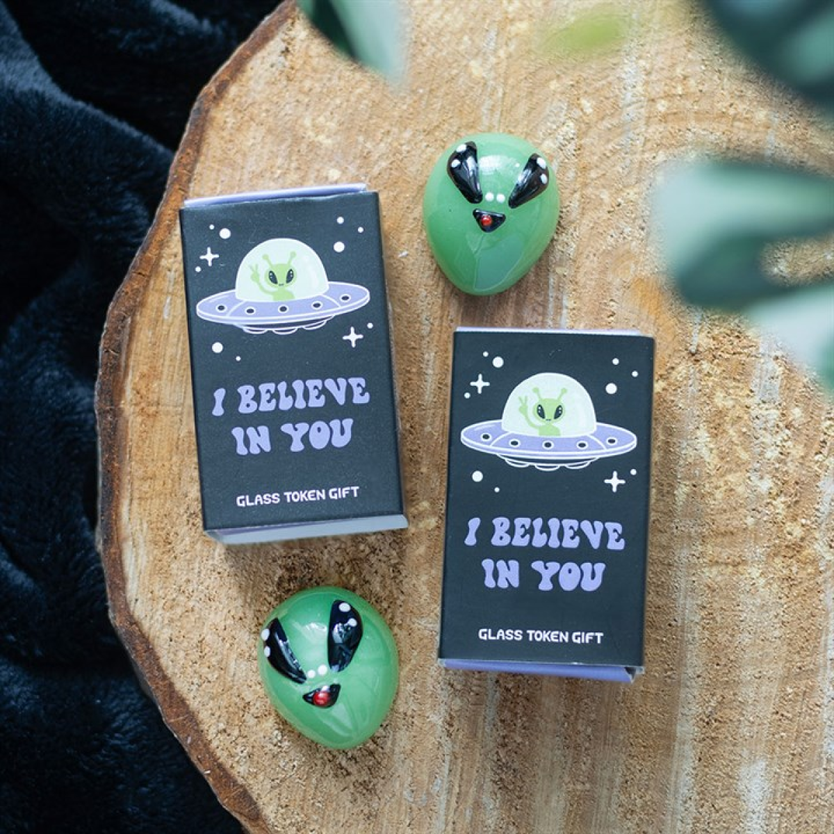 Set of 24 Glass Alien Token Gifts in Display – The Party Factory